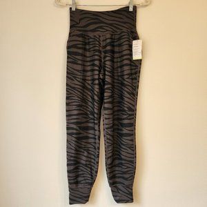 Old Navy, Women's Jogger, High Rise Go Dry Size S, Animal Print, Casual, Outdoor